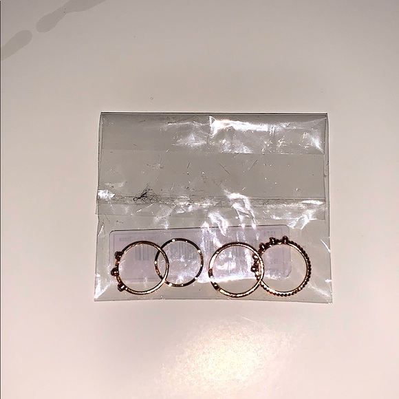 Rings - Picture 1 of 6